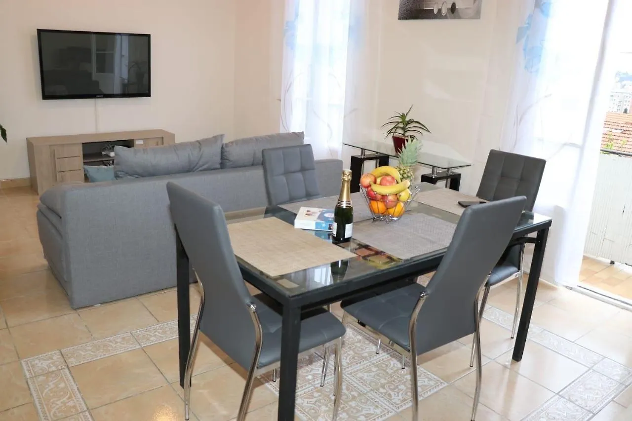 Appartamento Maison au calme de 2 pièces Nizza