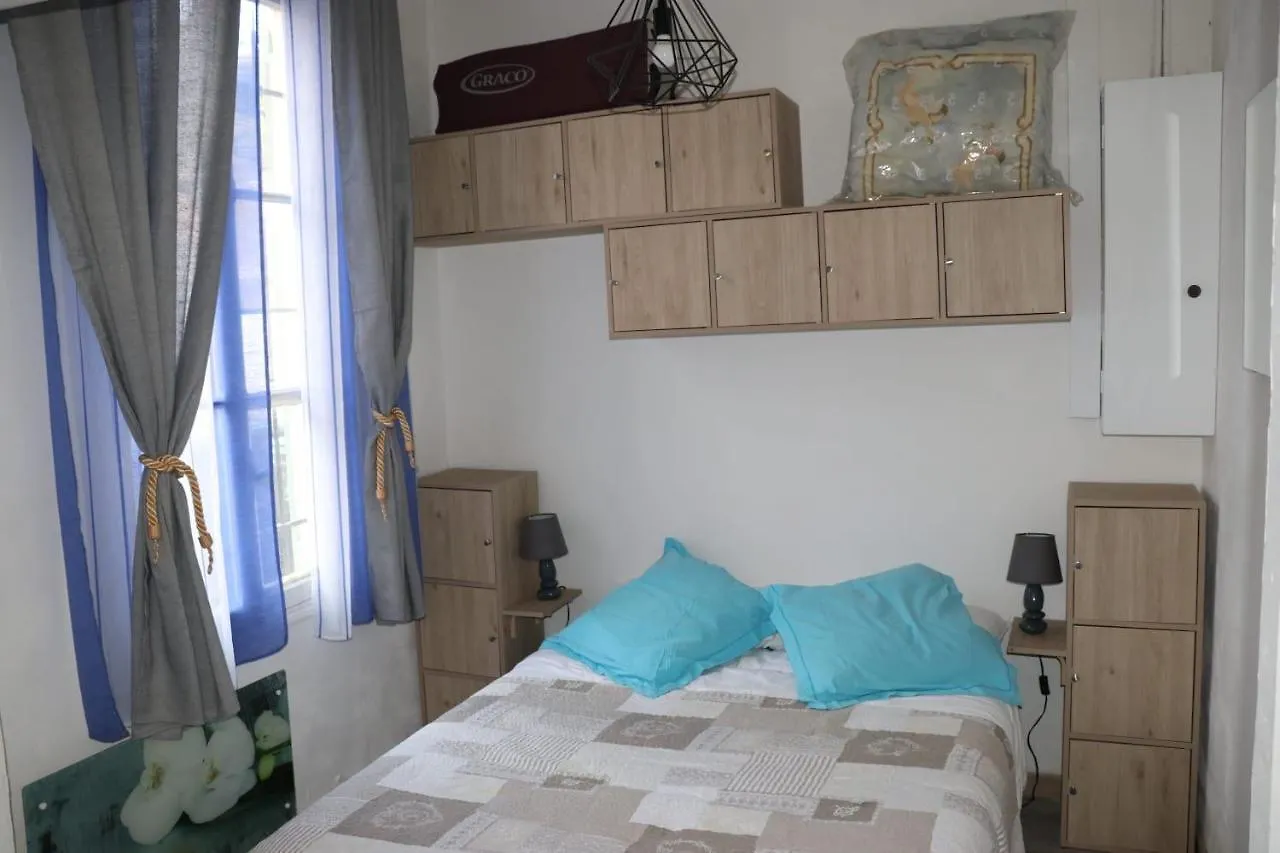 Maison au calme de 2 pièces Nizza Appartamento